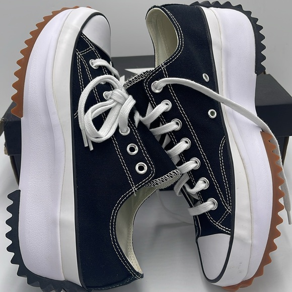 Converse Men’s RUN STAR HIKE OX BLACK/WHITE/GUM 168816C
Platforms Sneakers - Picture 11 of 16